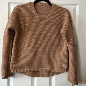 Lululemon athletica cropped oversized knit sweater! Tan, beautiful! Size 4